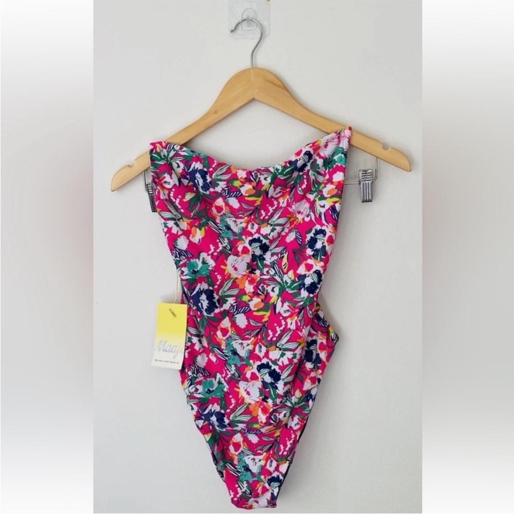 NEW Maaji Brittany Floral One Piece Swimsuit MEDIUM